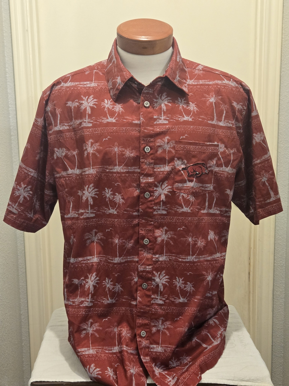 Men's Palm-Print,Razorbacks, Short Sleeve Button-Down Shirt,Red, L